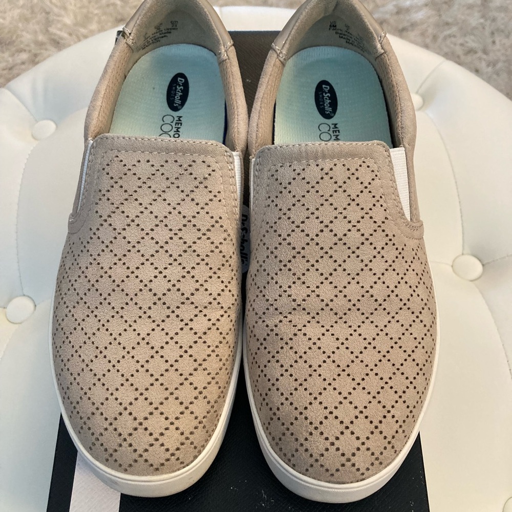 Dr Scholl’s sneaker loafer slip ons brand new in box